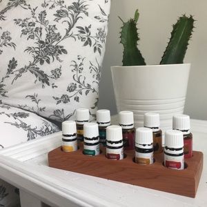 Essential Oil Holder - Cedar